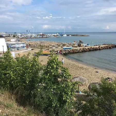 فندق Hotel Corona سفيتي فلاس