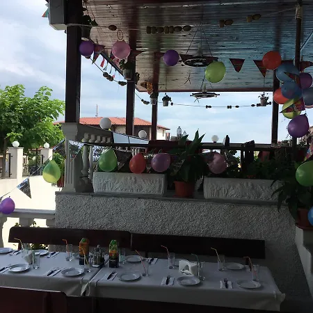 فندق Hotel Corona