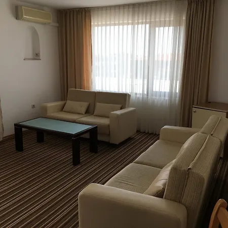 Hotel Corona 3*