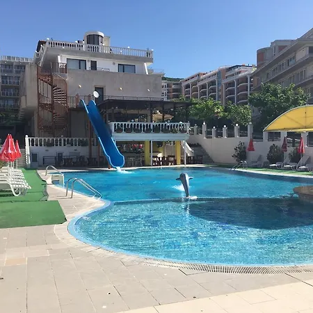 Отель Hotel Corona