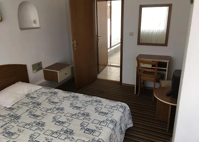 Hotel Corona Hotel 3*